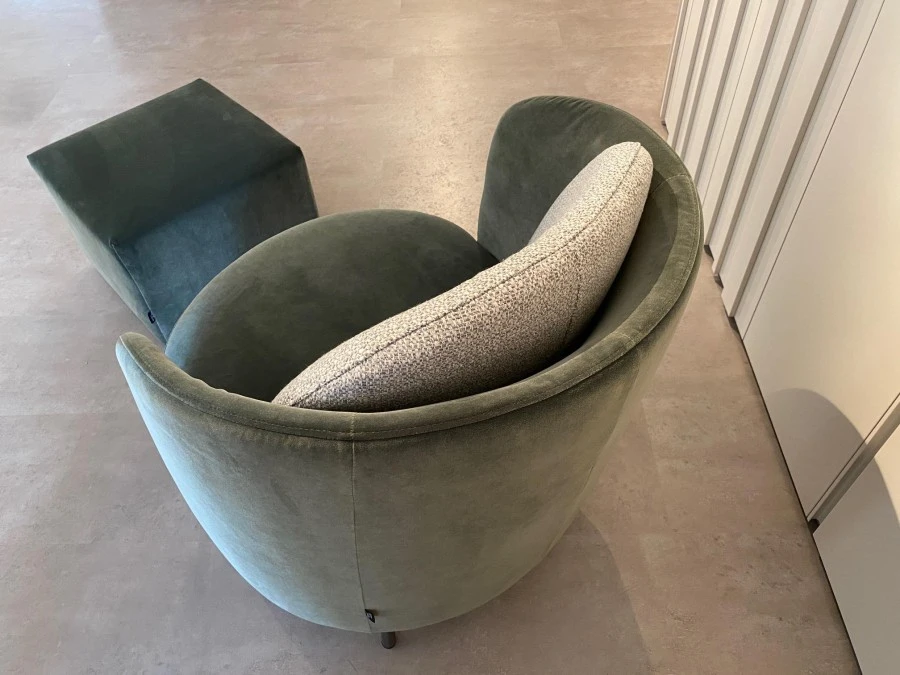 Poltrona con pouf Ditre Italia LUCIA