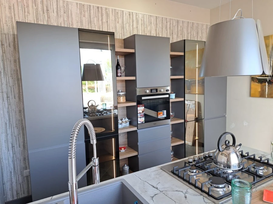 Cucina con Isola Febal Casa Sagoma J