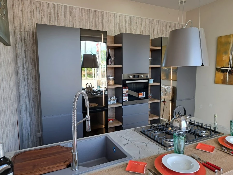 Cucina con Isola Febal Casa Sagoma J