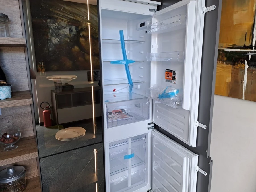Cucina con Isola Febal Casa Sagoma J