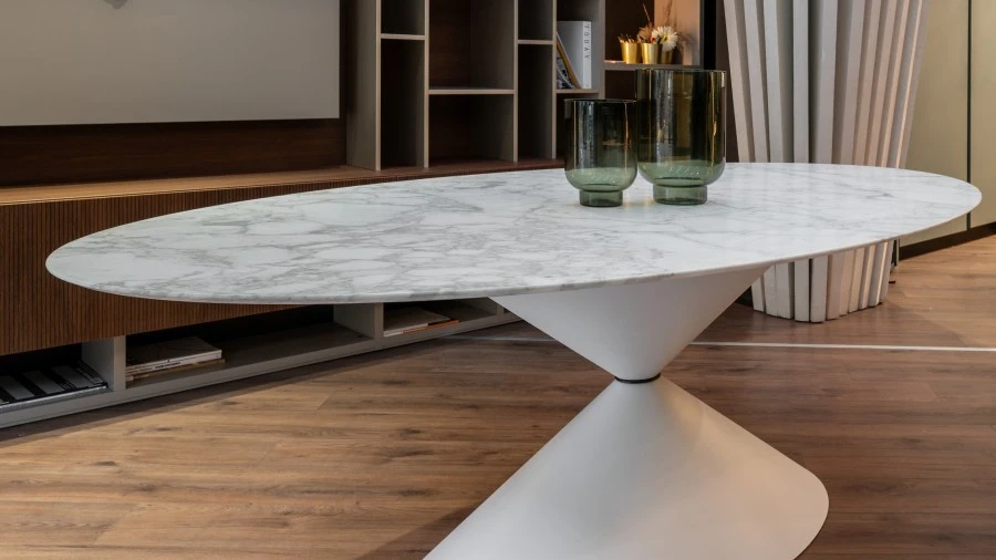 Tavolo Clessidra Ellittico - Midj in vendita da Colab Design