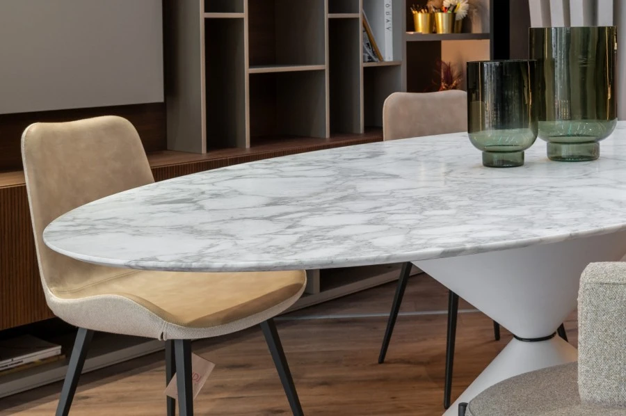 Tavolo Clessidra Ellittico - Midj in vendita da Colab Design