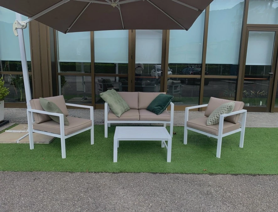 Gruppi tavoli e sedute Outdoor Cosma Center AVANA