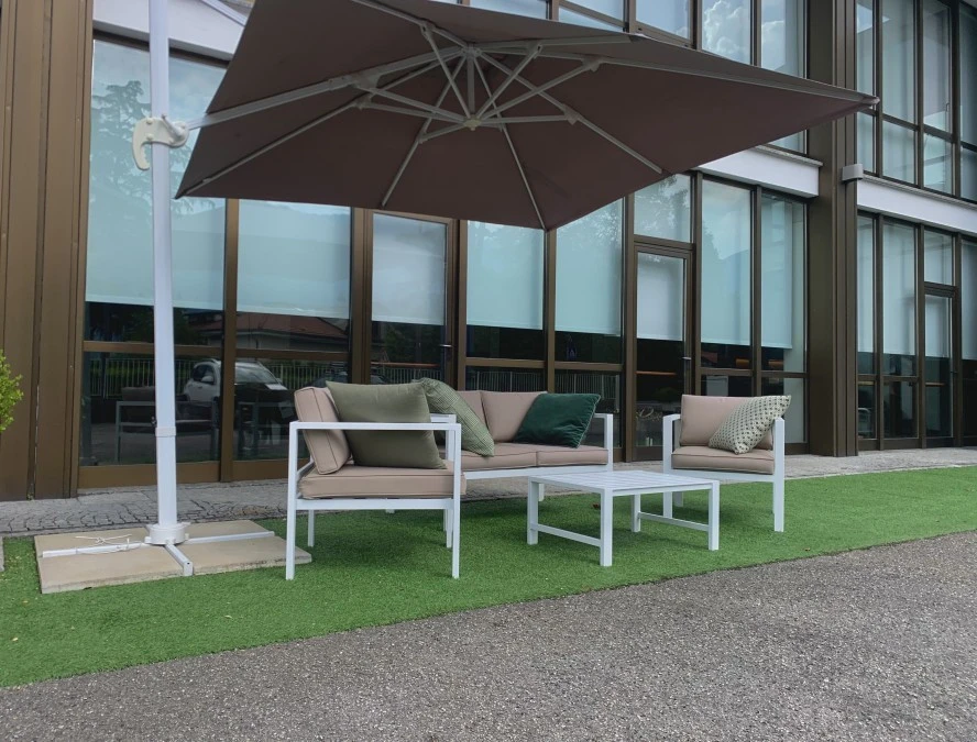 Gruppi tavoli e sedute Outdoor Cosma Center AVANA