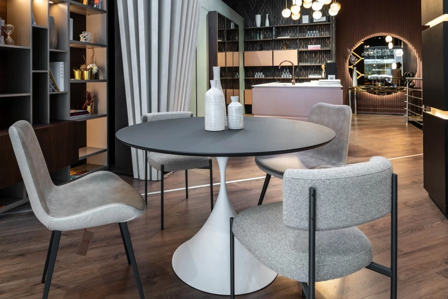 (new) Tavolo LEO by MIDJ