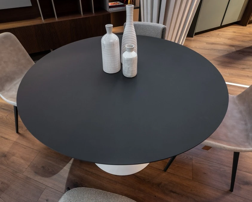 (new) Tavolo LEO by MIDJ