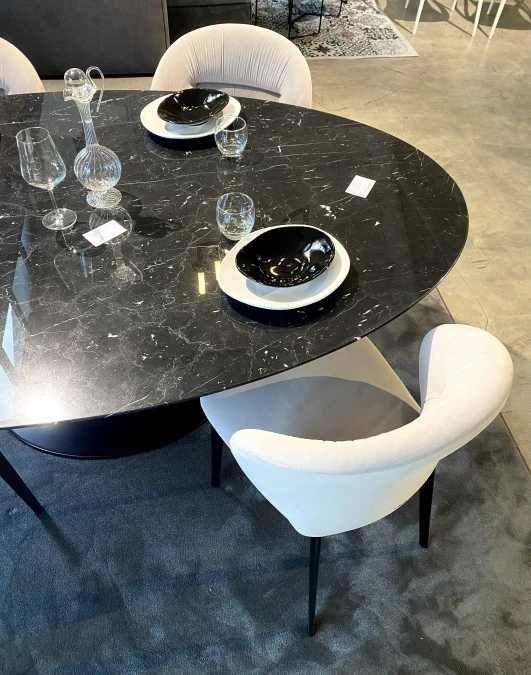Tavolo ovale Alivar Saarinen