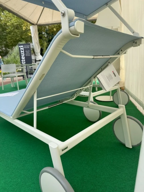 Lettino Outdoor Emu TIKI