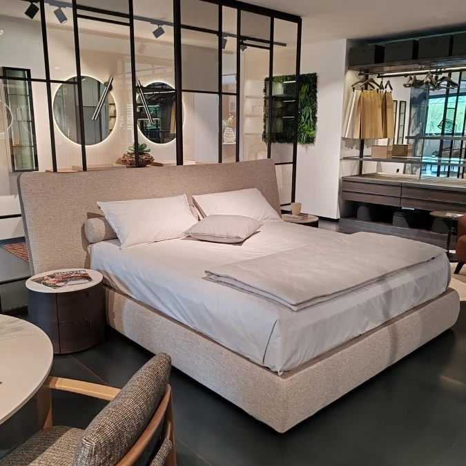 Letto matrimoniale Poliform Rever