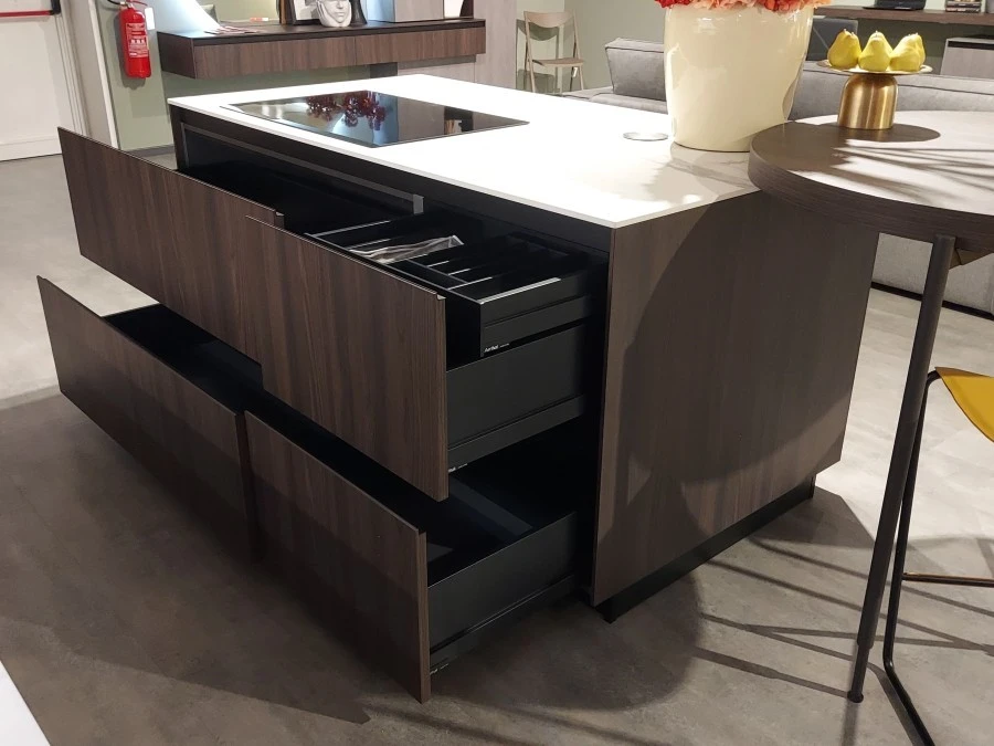 Cucina con Isola Arrital Ak Project Profilo Step