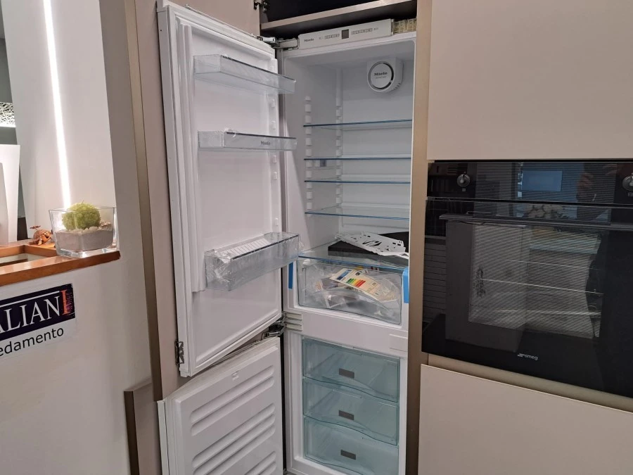 Cucina con penisola Effeti E0