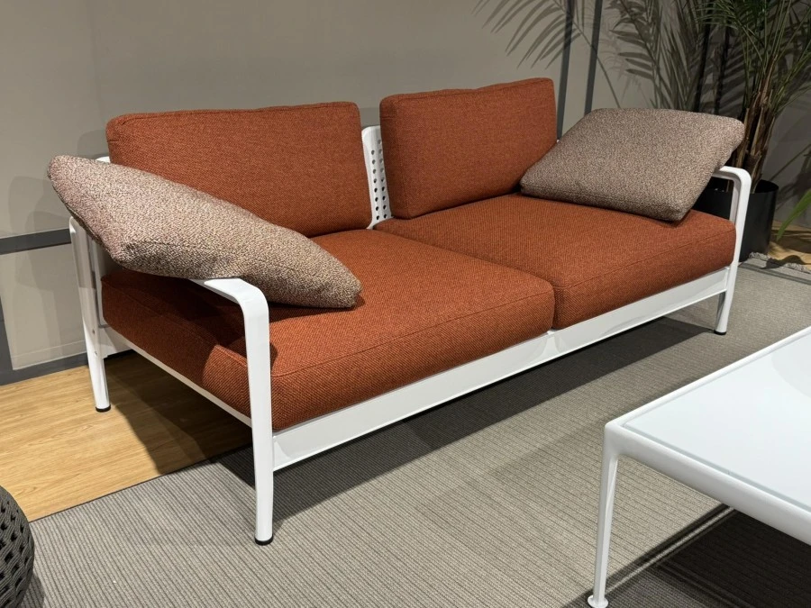 Divano da giardino Knoll Piero Lissoni Collection