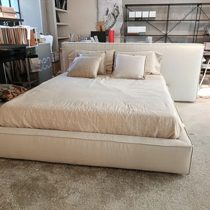Letto matrimoniale Produzione Artigianale tessuto écru