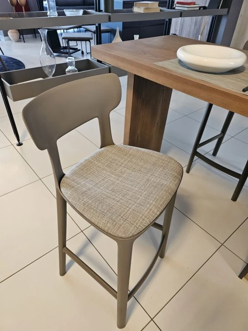 Sgabello Infiniti CANOVA