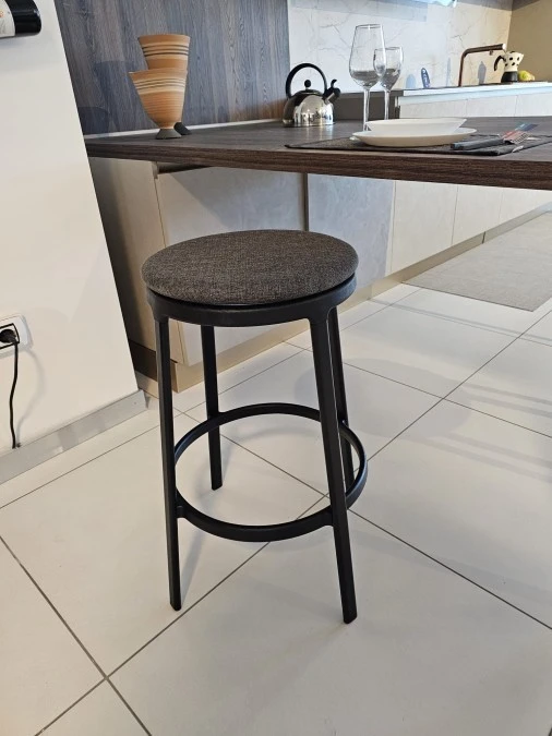Sgabello Infiniti ROUND