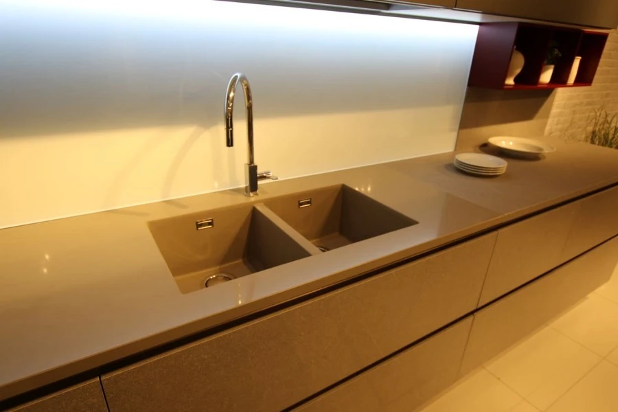 Cucina angolare Veneta Cucine OYSTER
