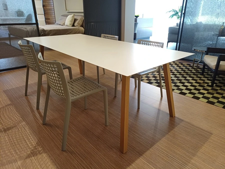 Tavolo rettangolare Lago Confort Table