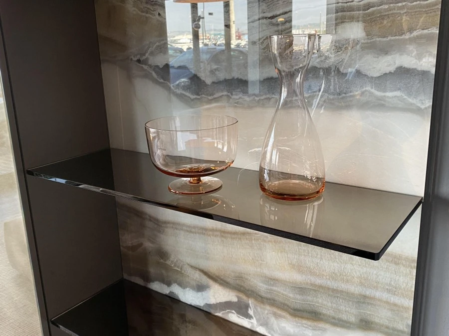 Dettaglio mensoline | Parete Boiserie LAGO