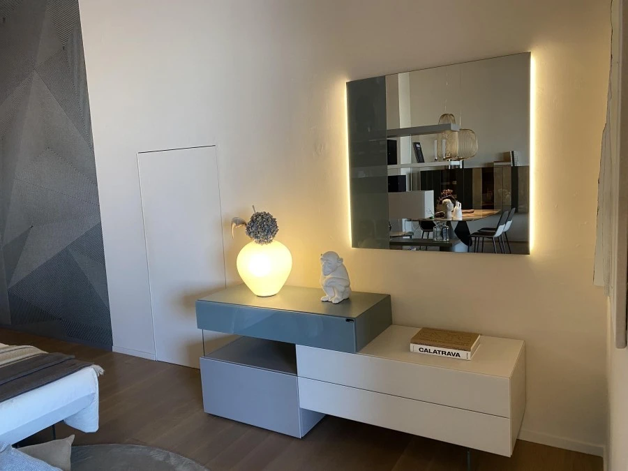 36e8 Dresser e Mirror LAGO