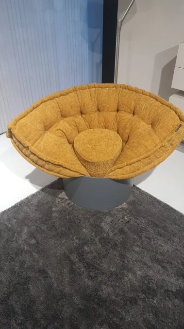 Poltroncina Huggy Lago