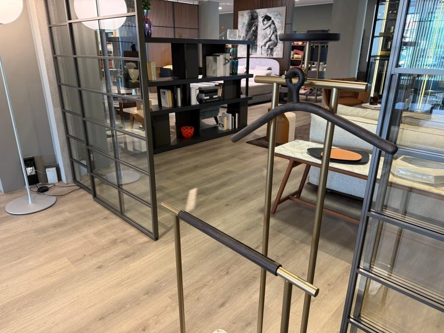 Servo muto Cassina Stay