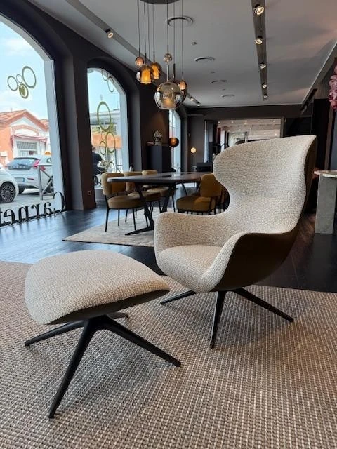 Poltrona con pouf Poliform Mad Joker