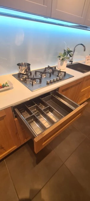 Cucina angolare Veneta Cucine MILANO
