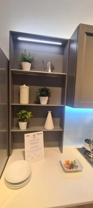 Cucina angolare Veneta Cucine MILANO