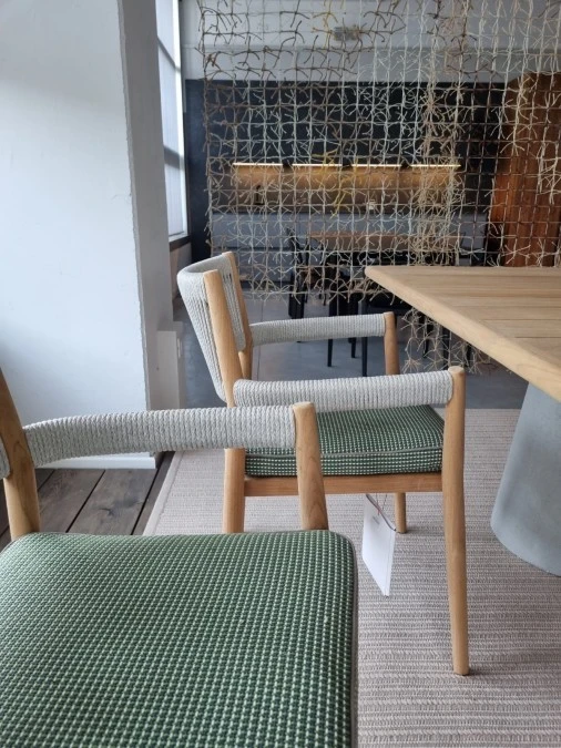 Gruppi tavoli e sedute Outdoor Cassina Dine out