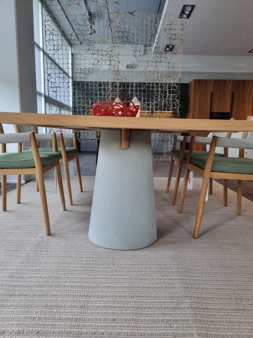 Gruppi tavoli e sedute Outdoor Cassina Dine out