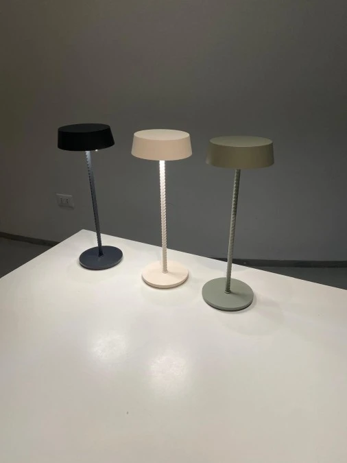 Lampada da tavolo Lodes ROD  BY DIESEL