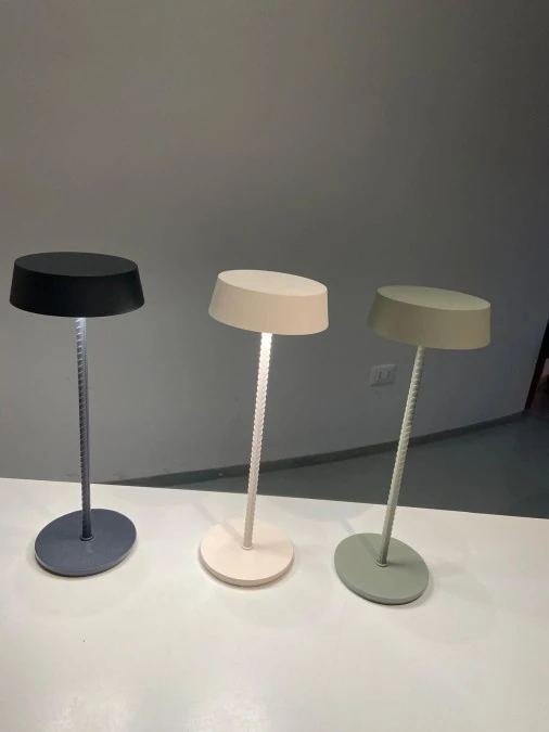 Lampada da tavolo Lodes ROD  BY DIESEL