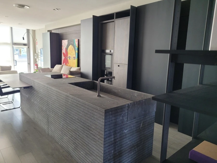 Cucina con Isola Modulnova Blade lab