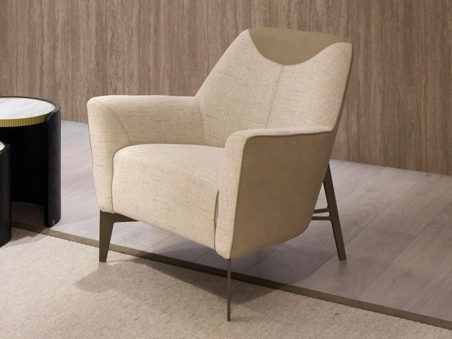 Poltrona elegante da salotto Lynn outlet con struttura in metallo