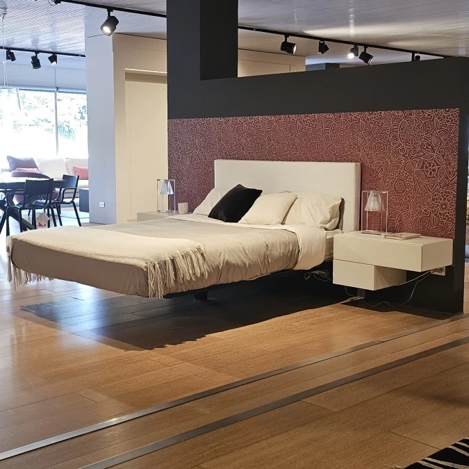 Letto matrimoniale Lago Fluttua e comodini 36e8