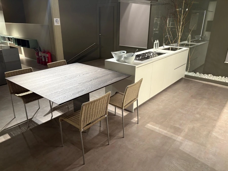 Cucina con Isola Modulnova LIGHT