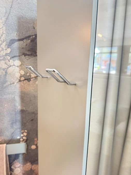 Vasca da bagno Edonè Mini-Ray con la Colonna Girevole