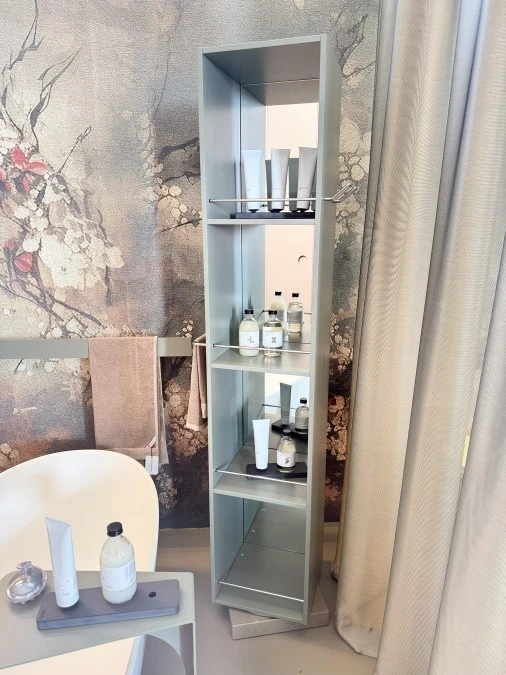 Vasca da bagno Edonè Mini-Ray con la Colonna Girevole