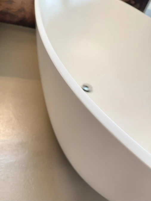 Vasca da bagno Edonè Mini-Ray con la Colonna Girevole