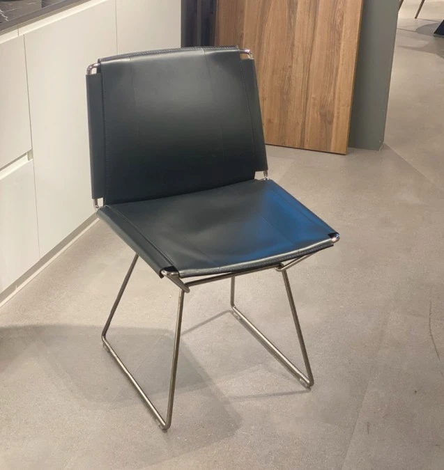 Sedia senza braccioli MDF Neil Leather chair