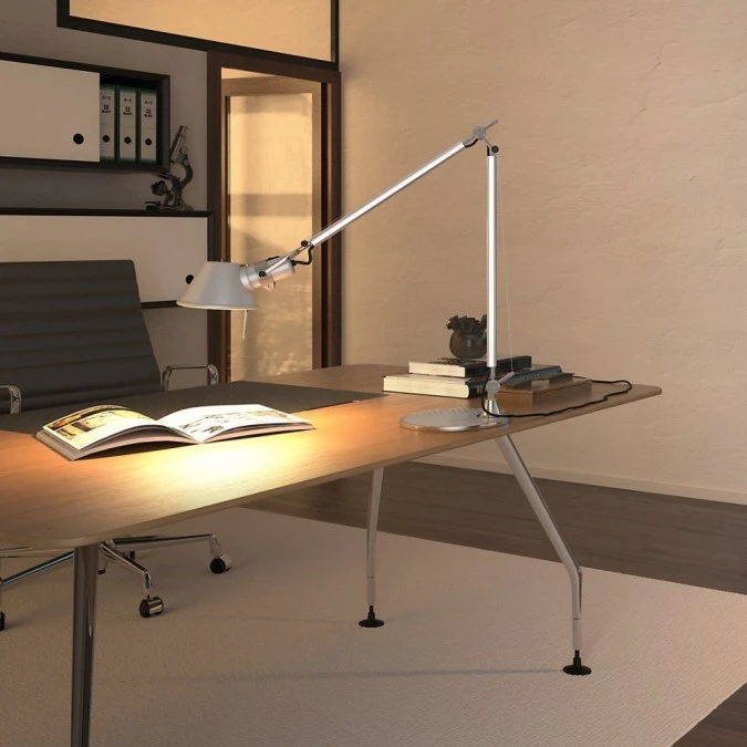 Lampada da tavolo Artemide Tolomeo