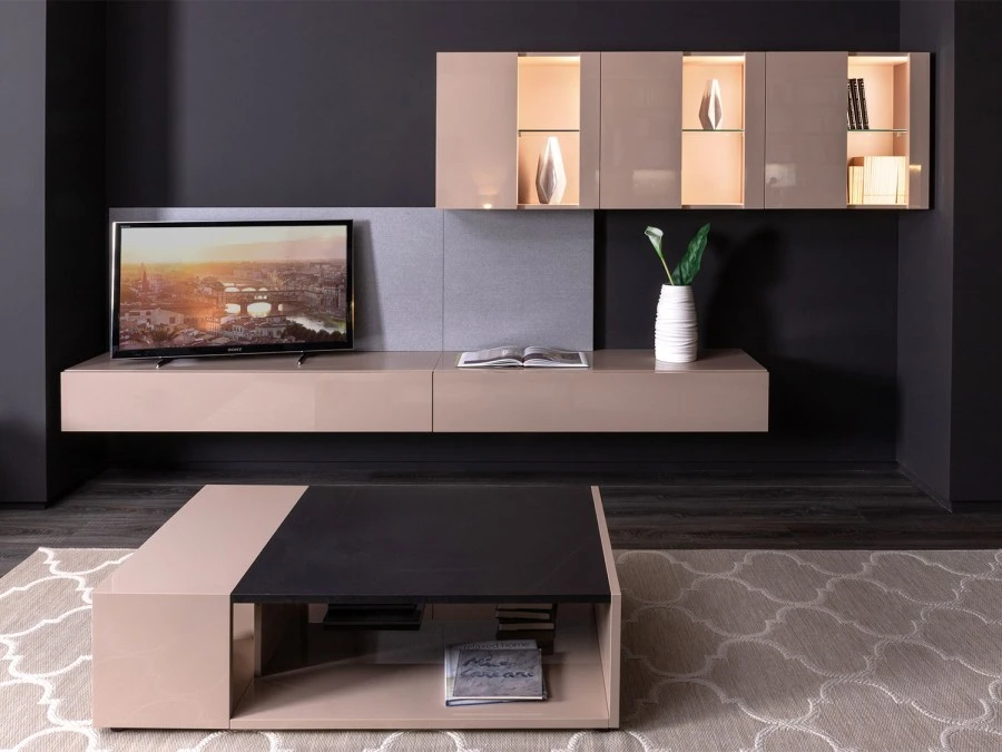 Plan 27 outlet così proposta è lunga 336 cm. Posizionando gli elementi in modo differente la lunghezza può
