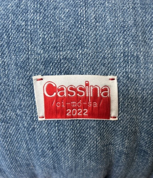 Poltrona Cassina Soriana Indaco