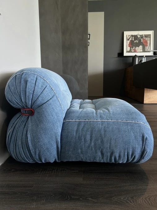 Poltrona Cassina Soriana Indaco