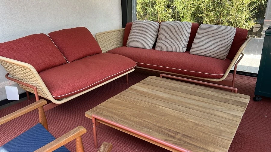 Divano da giardino Cassina ESOSOFT OUTDOOR