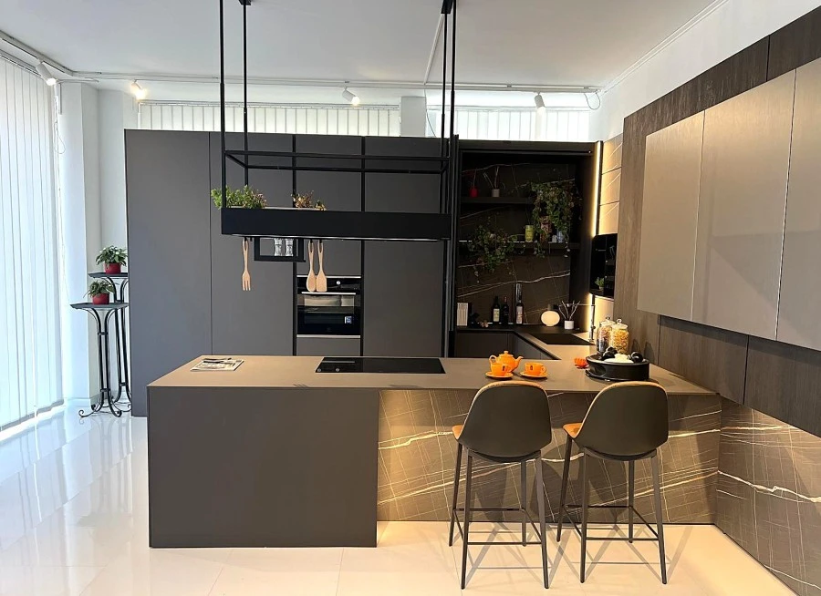 Cucina con penisola Modulnova MH6