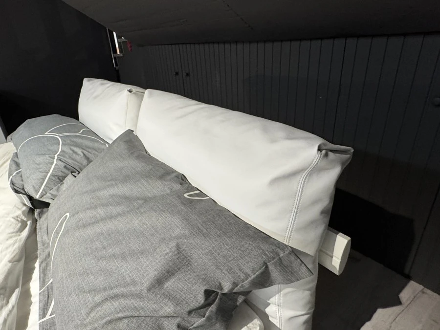 Letto con gruppo Tomasella Piuma e Replay