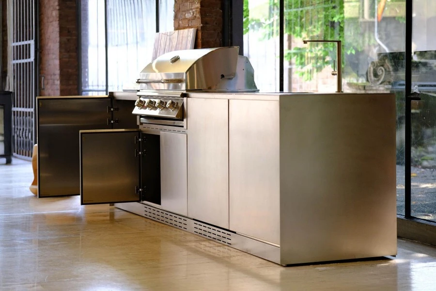 Cucina da esterno OF outdoorkitchens Customizzata Officine Fanesi