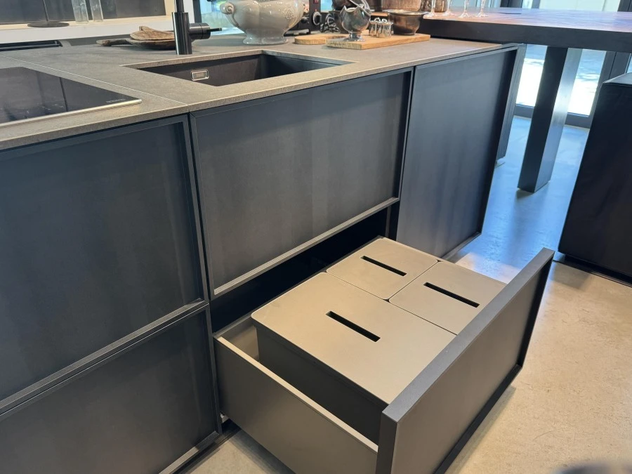 Cucina con Isola Modulnova Frame
