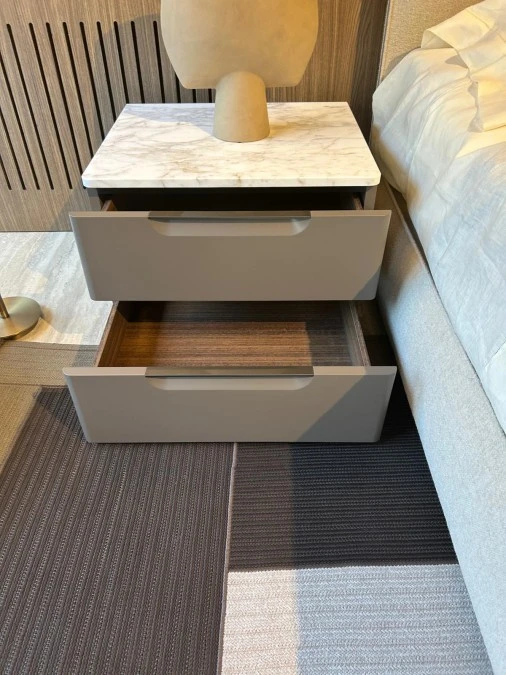 Comodino Molteni&C. 7070